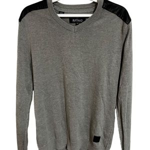 Buffalo David Button: Men's Crew Neck
